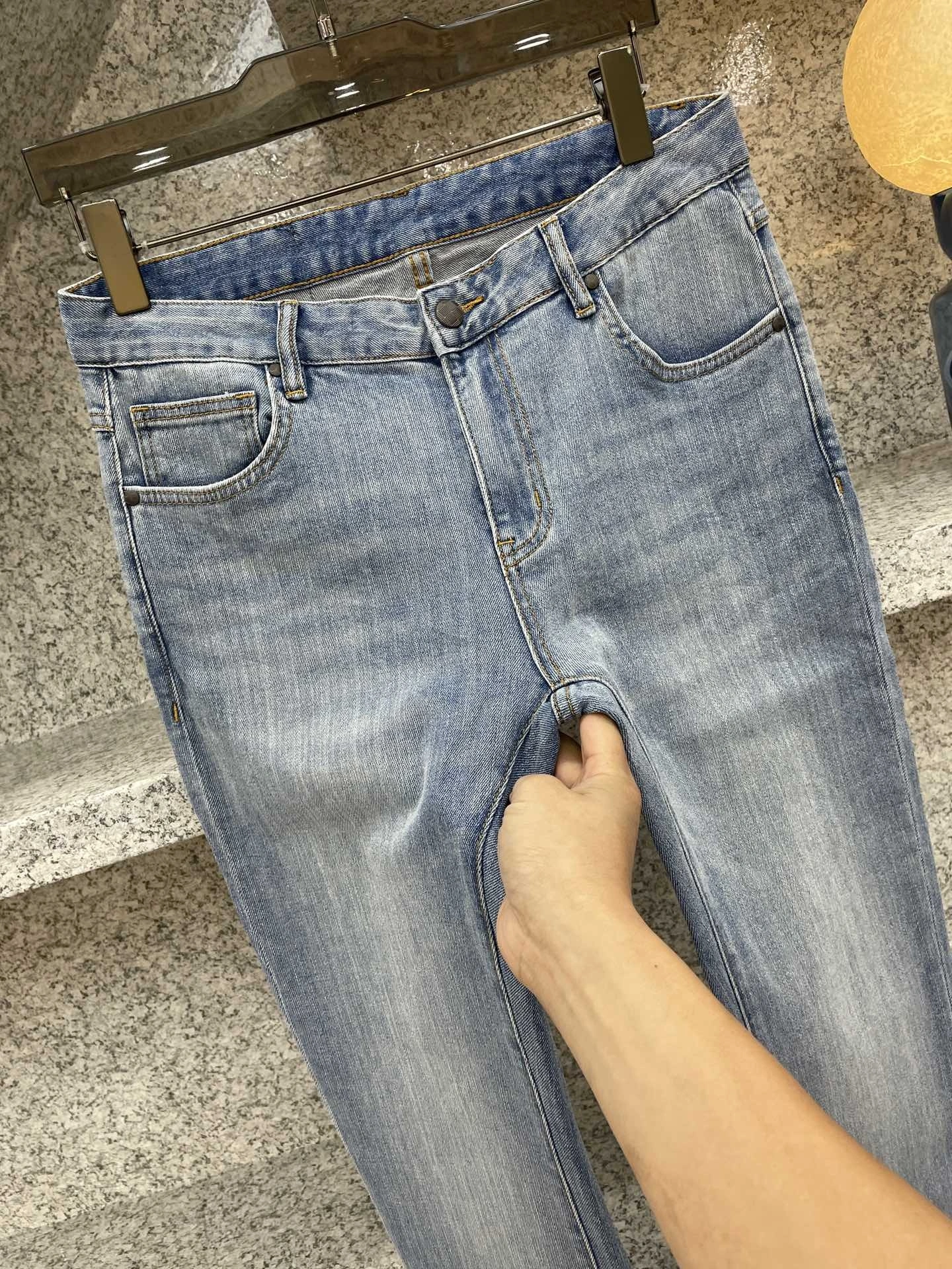 wg.luxury- V595t1 item:D-F453H3149